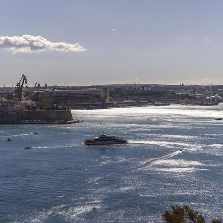 Harbour View - Large 2Br Apartment Валета Екстериор снимка