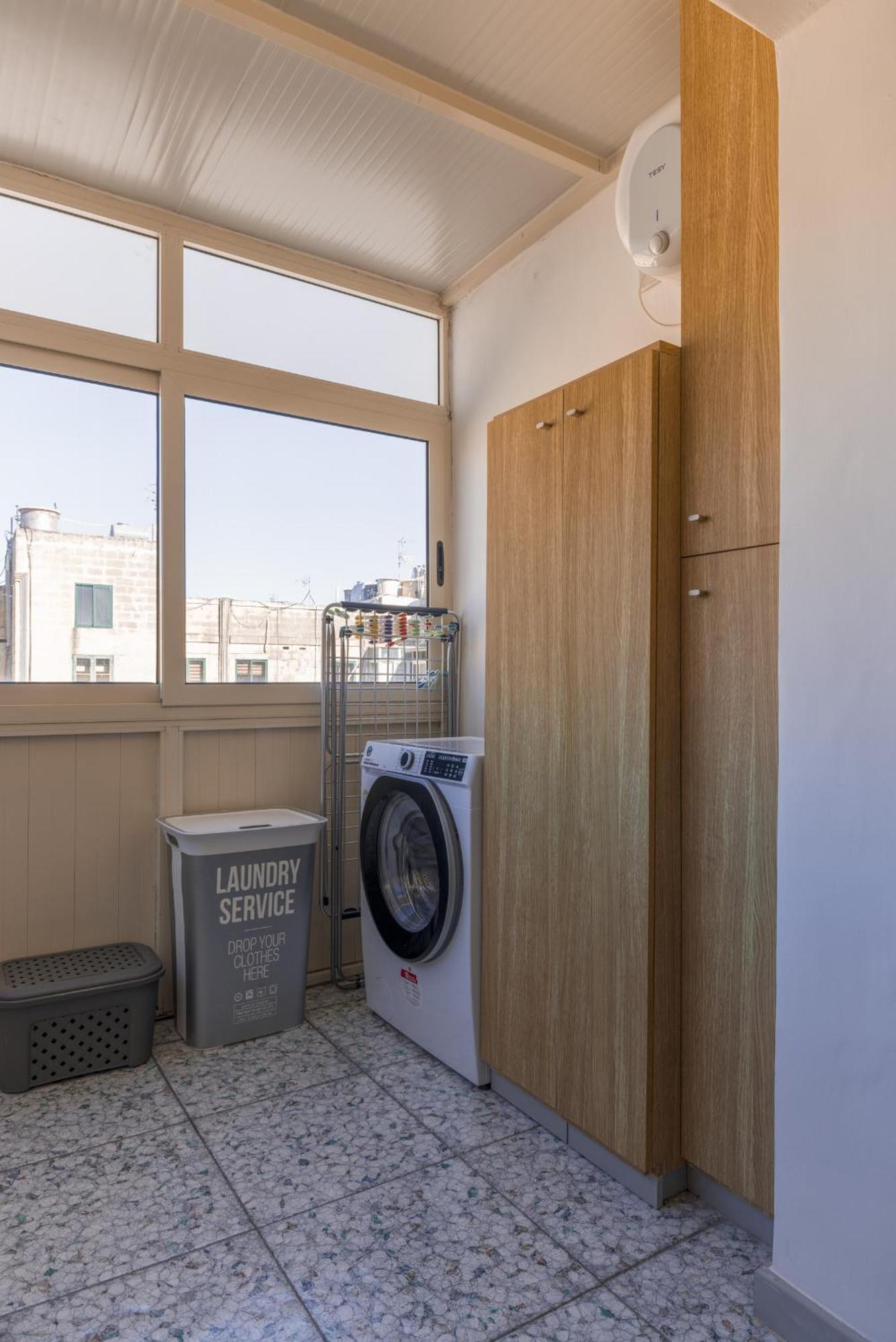 Harbour View - Large 2Br Apartment Валета Екстериор снимка